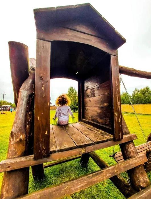 Vila Oaza Golubie Exteriér fotografie